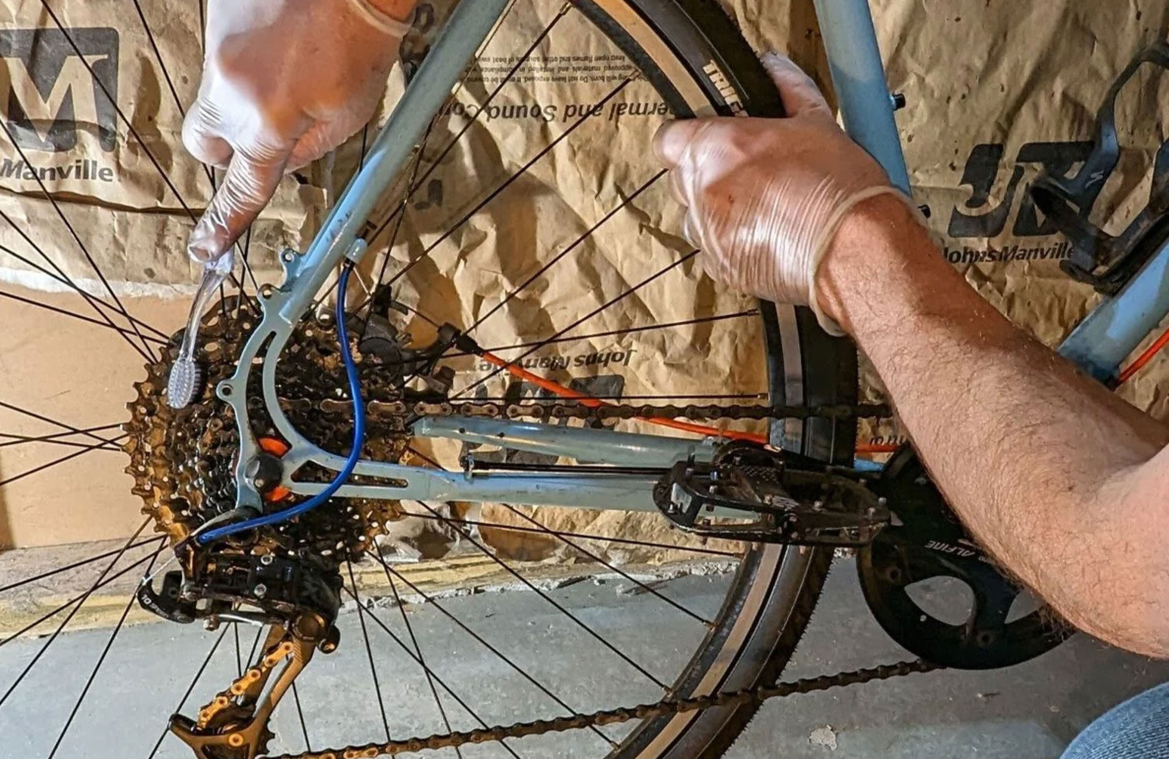 How to clean and lubricate a bicycle chain Australian Handyman Magazine