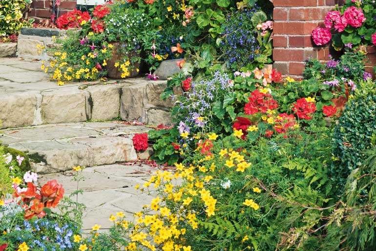 5. Make a small space appear larger 