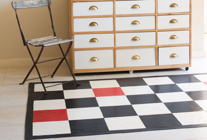 Make A Traditional Oil Cloth Rug Australian Handyman Magazine