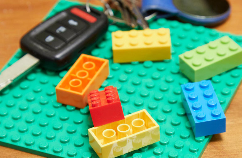 The ultimate DIY Lego keychain