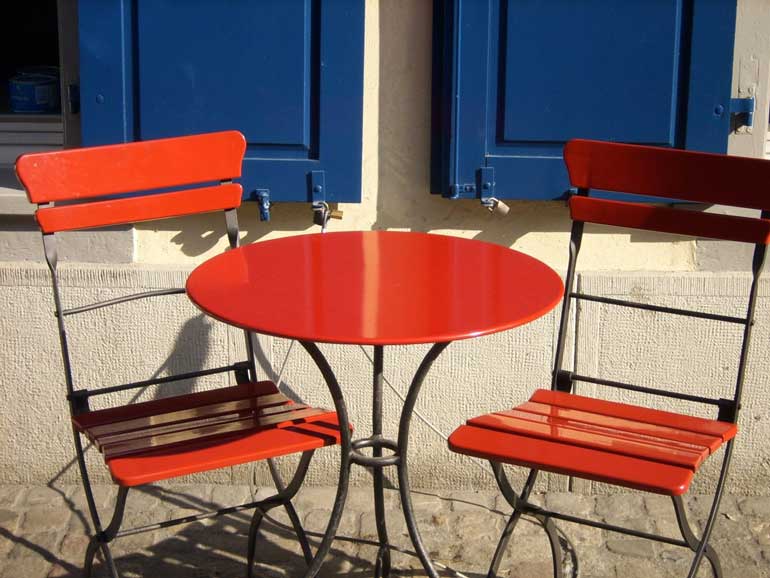 2. Opt for adaptable furnishings 