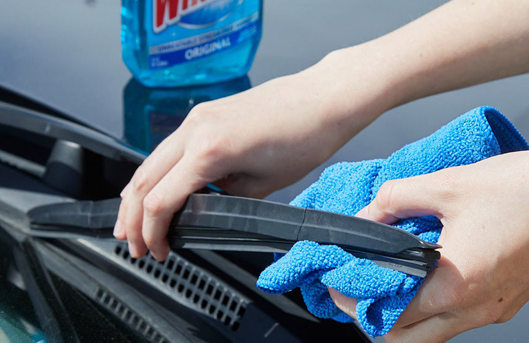 How to make windshield wipers last longer