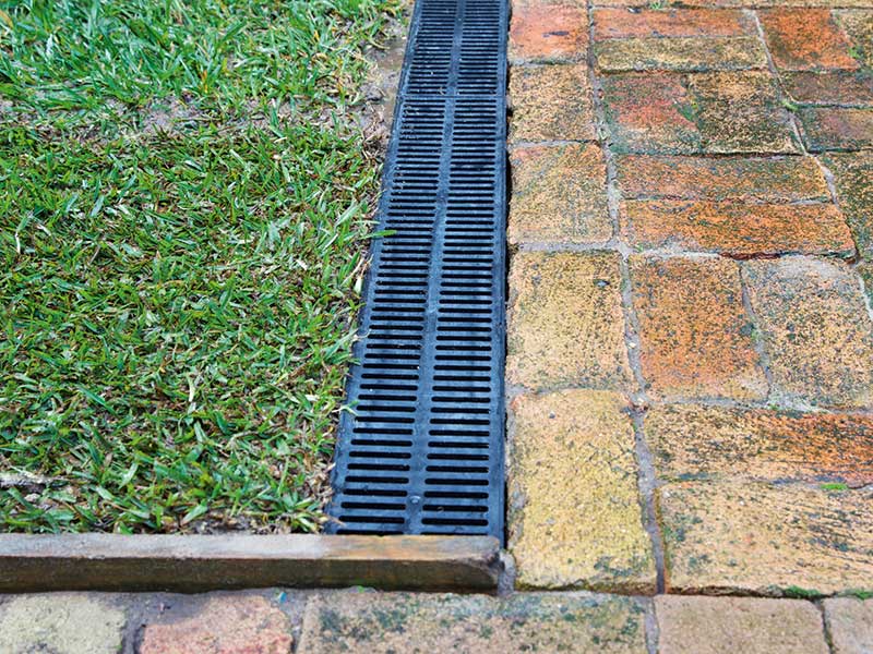 Install Drainage In The Garden, Garden Drain Pipe Cover