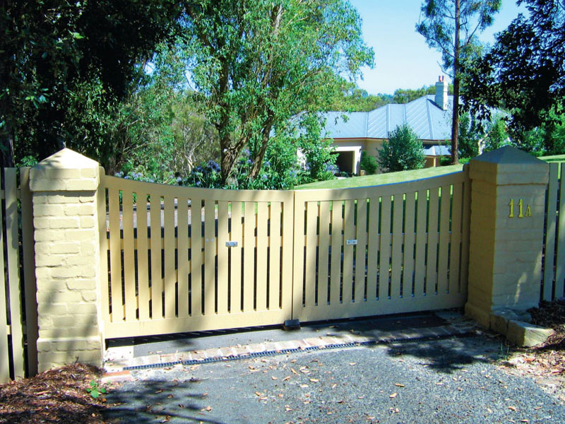 Build A Timber Fence