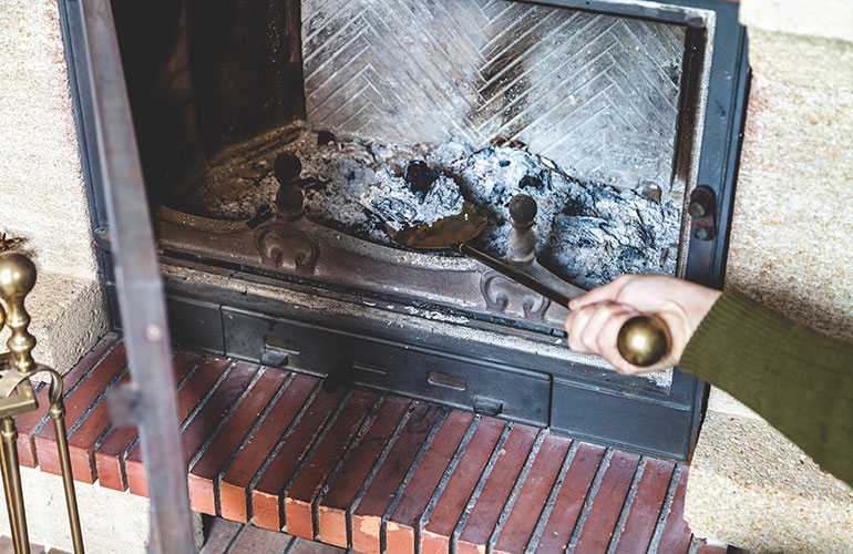 13 things you should never ever vacuum Australian Handyman Magazine