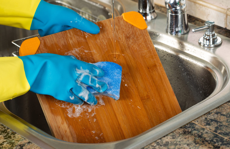 Washing your cutting board with soap