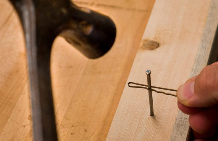 Bobby pin nail holder