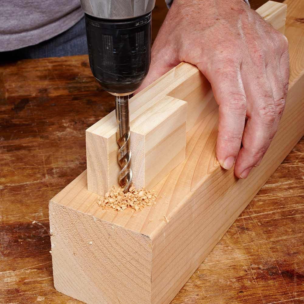 Straight-up drill guide