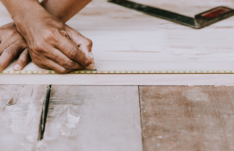 Marking measurements with a straight line