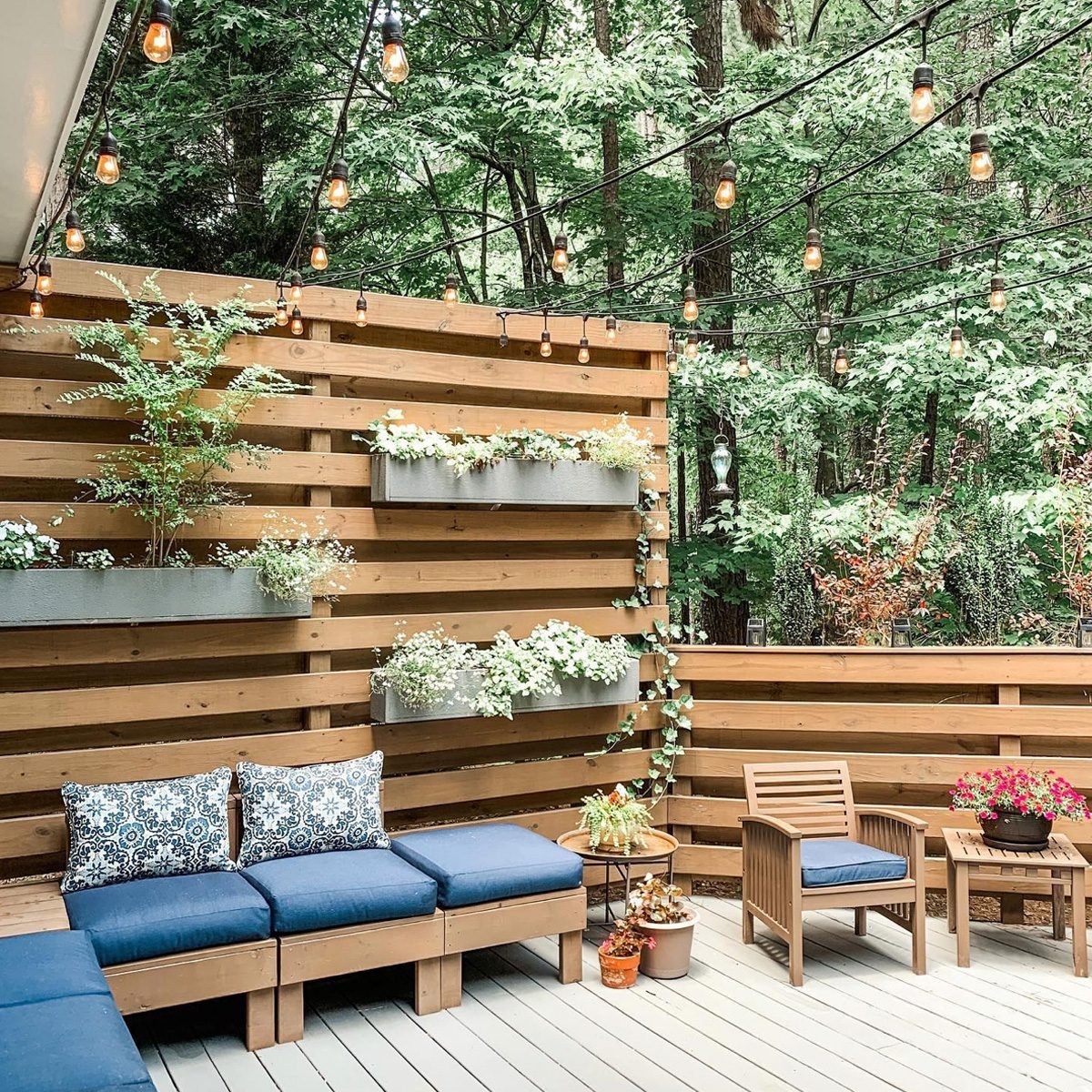 Deck privacy fence