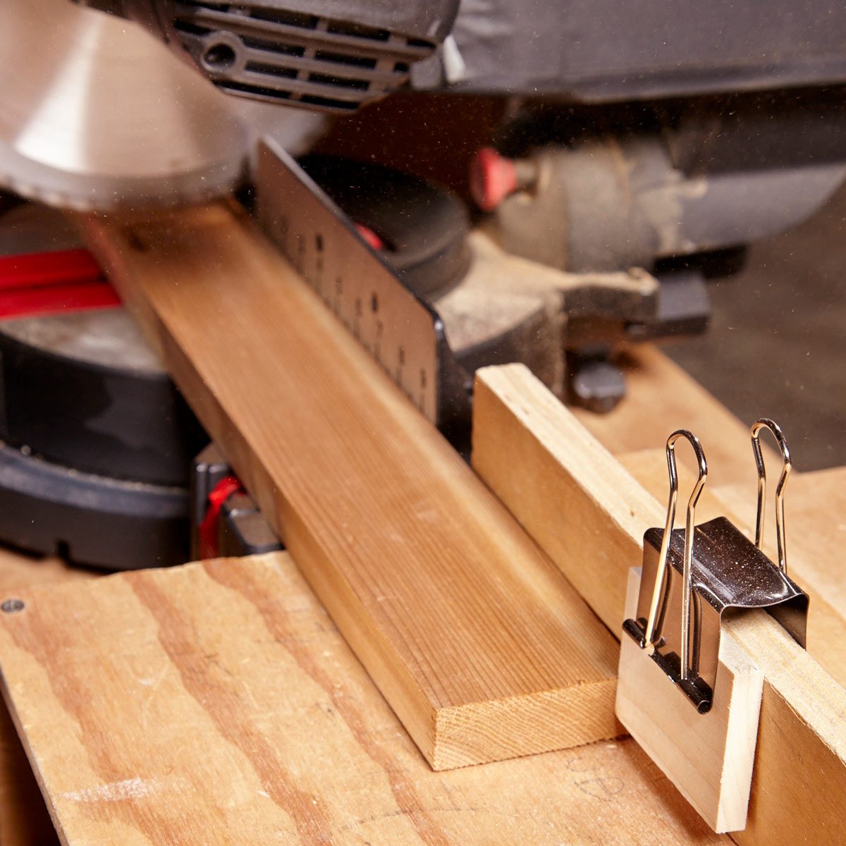 Brilliant mitre saw stop
