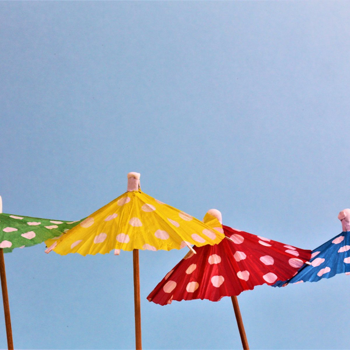 Make drink umbrellas