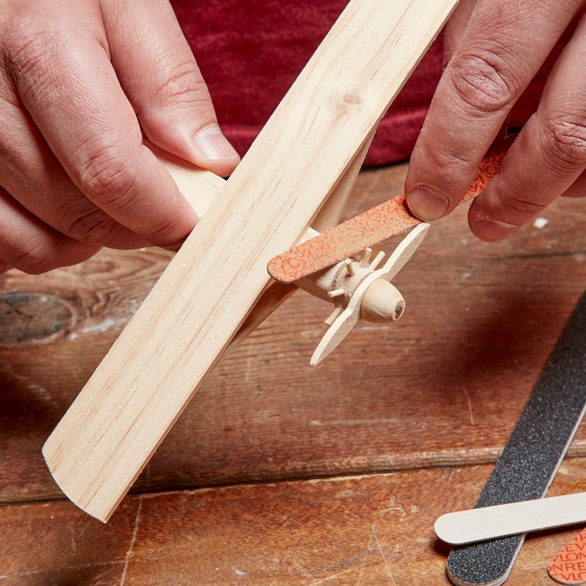 Super-small parts sander