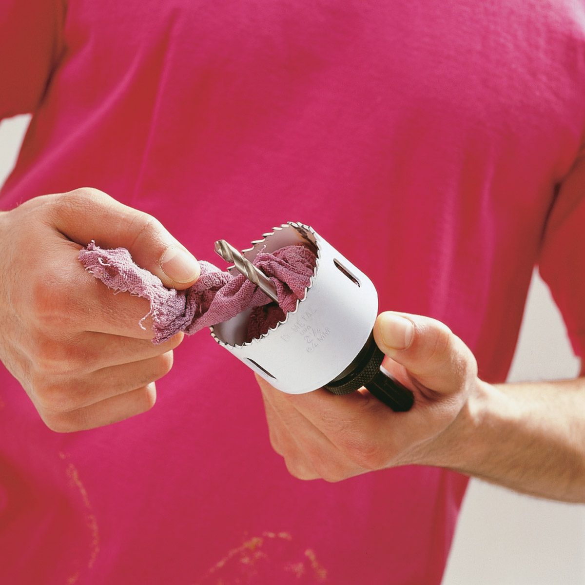 Hole saw saver