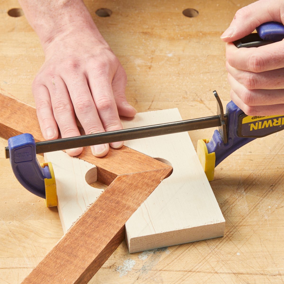 Never-fail mitre joint clamp