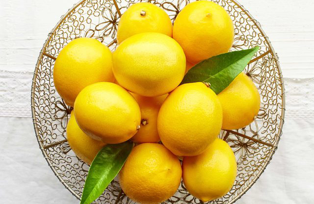 Showcase lemons