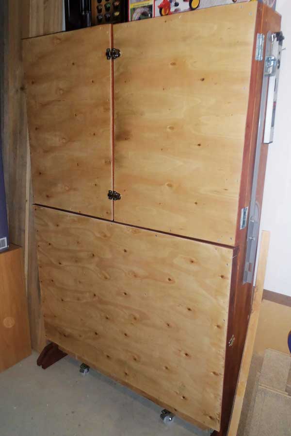 DIY foldaway workbench, closed, handyman magazine, 